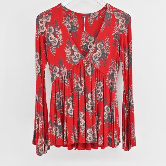 Free People Tops - FREE PEOPLE Top Womens Size XS Speak Easy Red Floral V Neck Bell Sleeve Babydoll